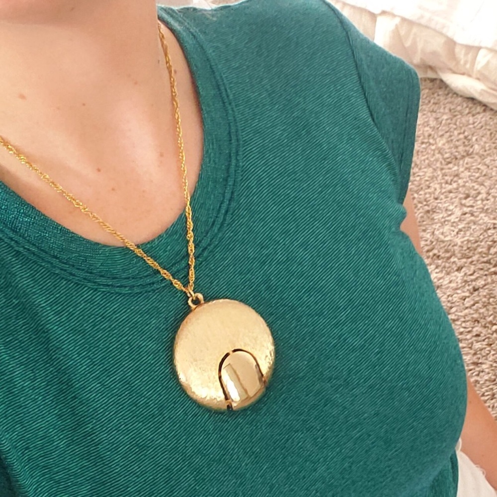 Vintage signed gold plated pendant statement piece